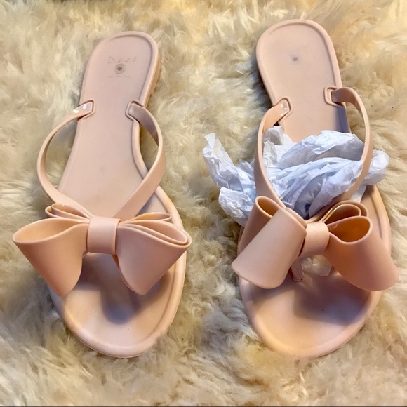 New PVC Dizzy Bow Flip Flops in Matte Cream SZ 7.5 - Picture 2 of 7